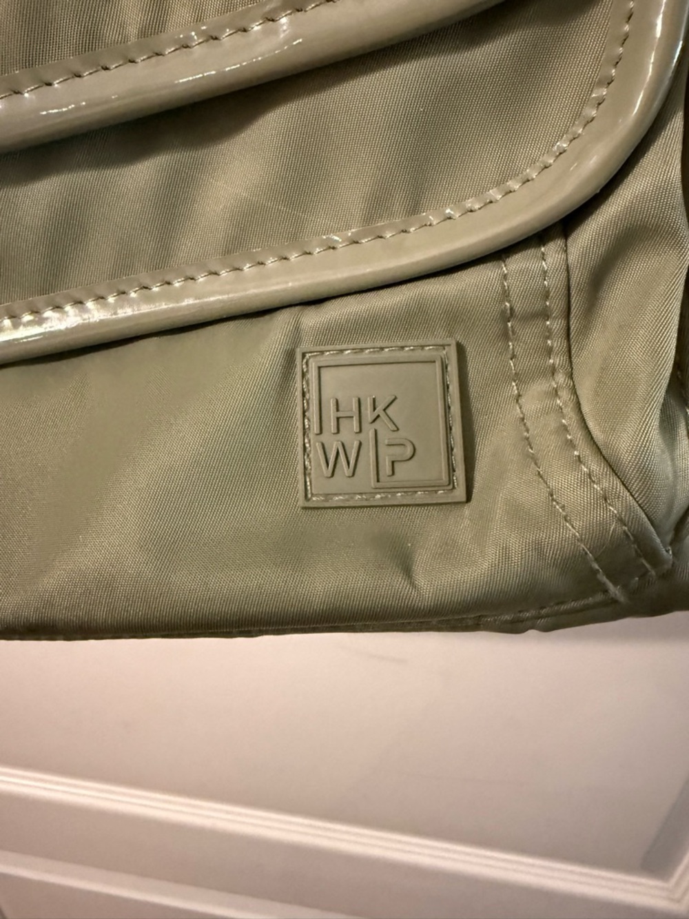 IHKWIP Olive Green The Savvy Shoulder Bag - Picture 3 of 16